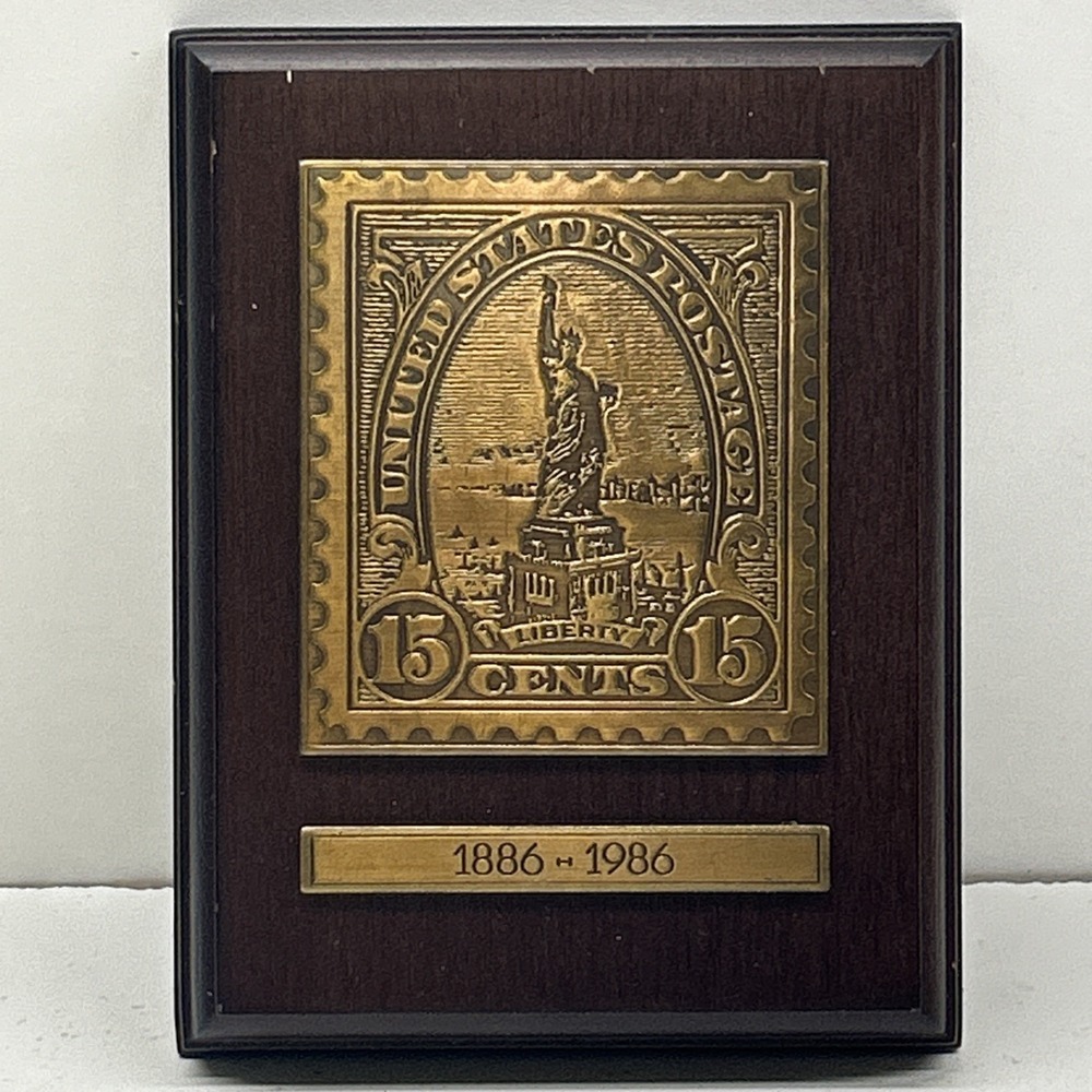 Vintage 1985 Avon Statue‎ of Liberty 1886-1986 Brass Plaque Wood Base